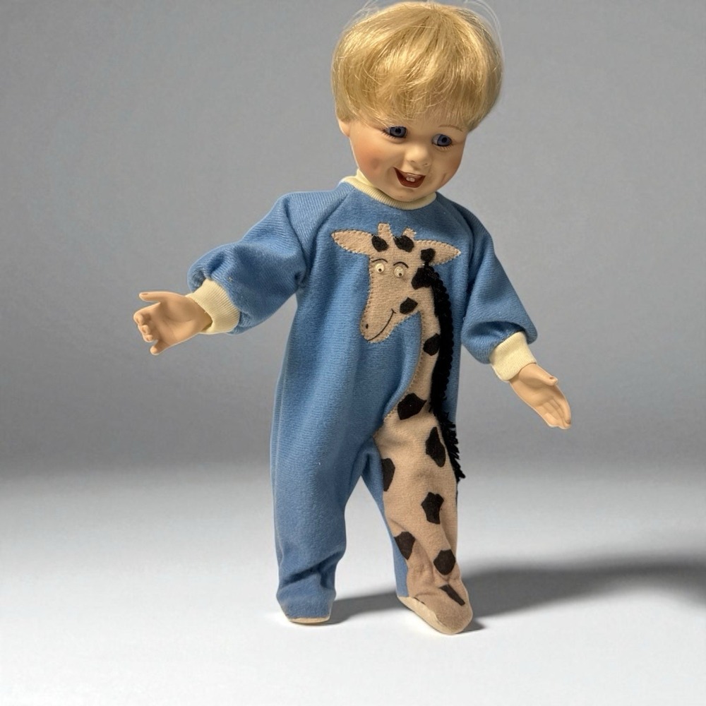 Ashton-Drake Galleries Boy Doll: Little Stevie Catch Me If You Can Giraffe 1992